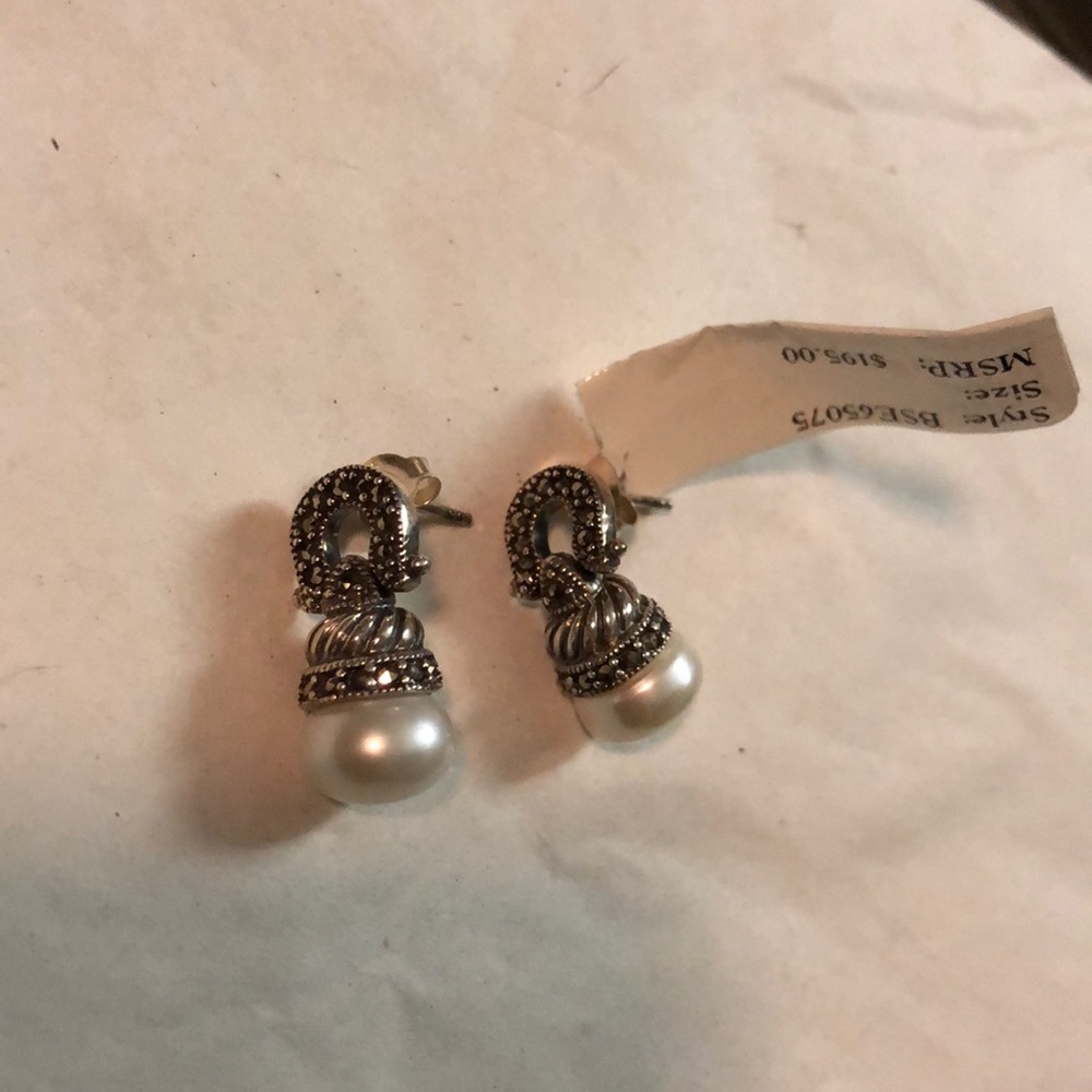 Pearl earrings